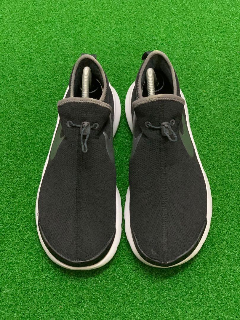 Nike aptare essential hot sale