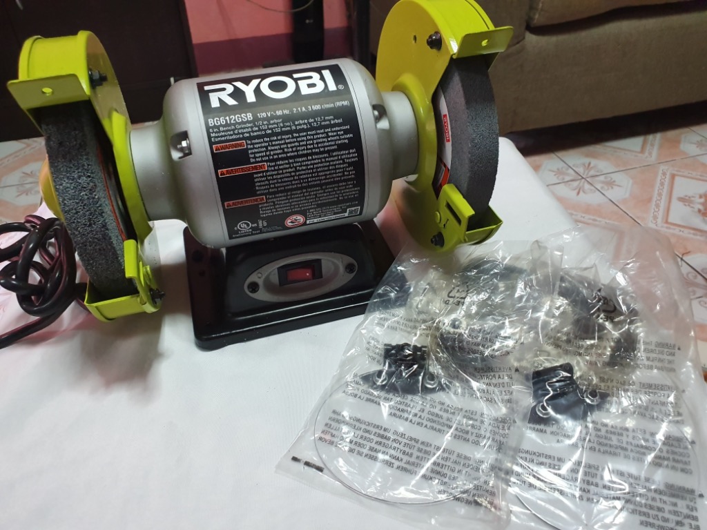 Ryobi 6 inch Bench Grinder, Commercial & Industrial, Construction Tools
