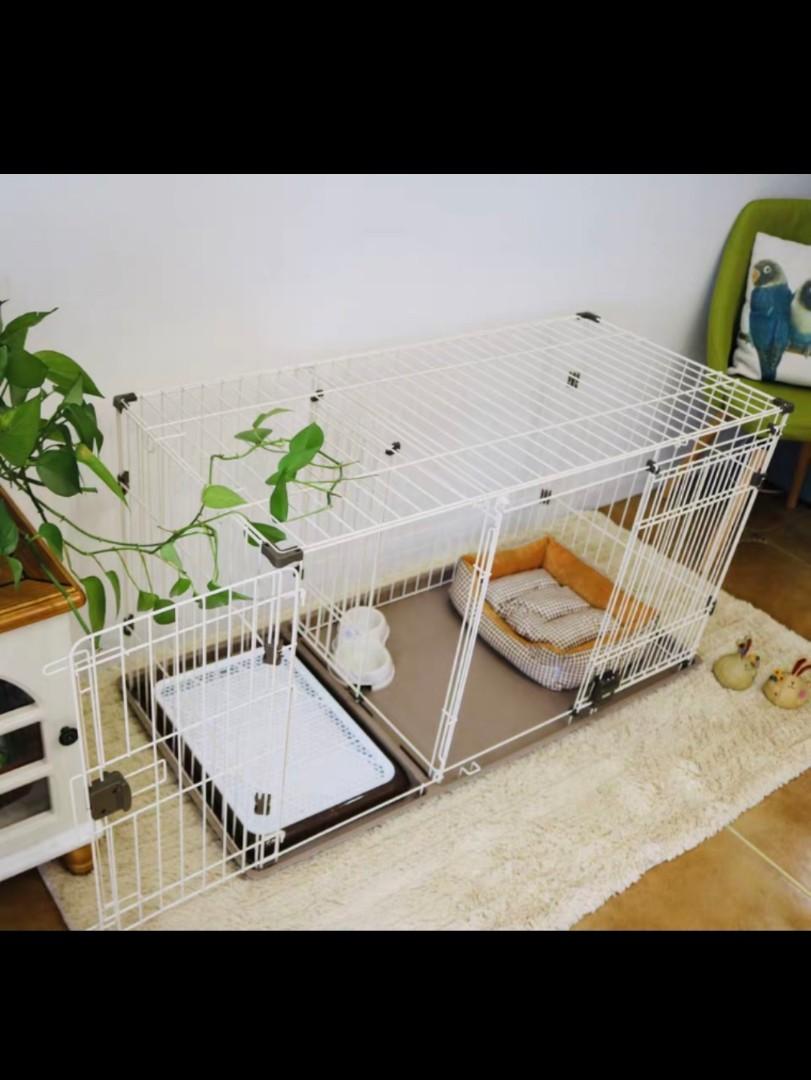 Puppy cage / crate with inbuilt divider and doors ideal for potty