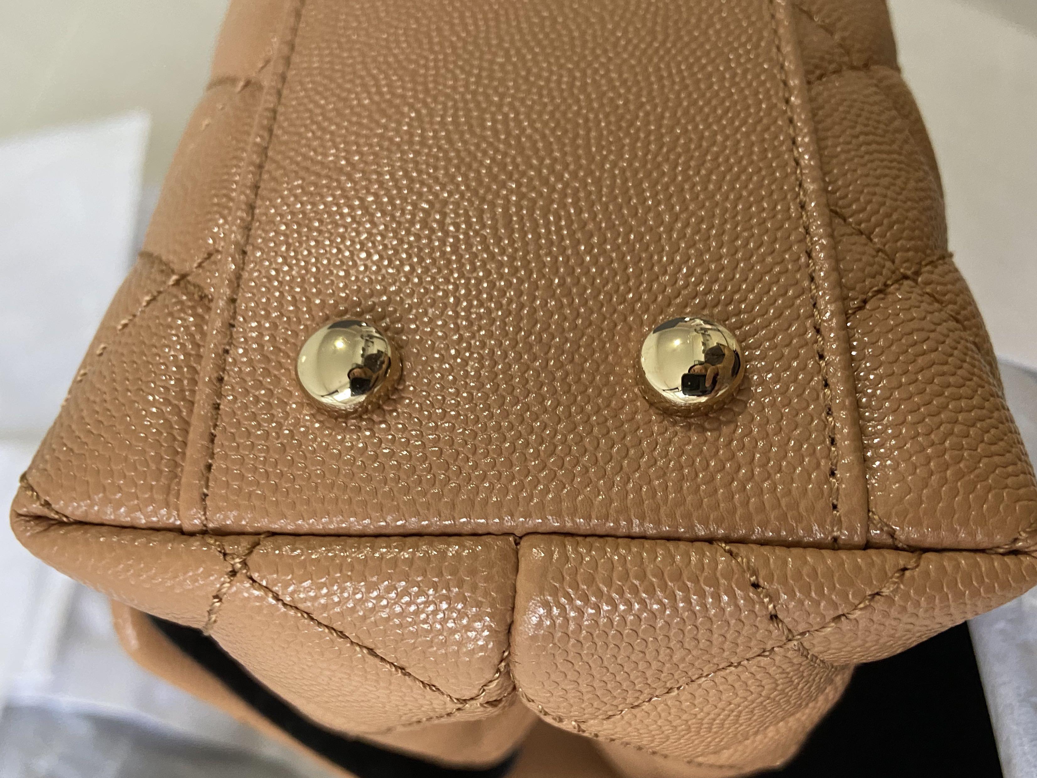 Chanel Coco Handle Medium 21P Caramel Caviar Leather, Gold Hardware, New in  Box