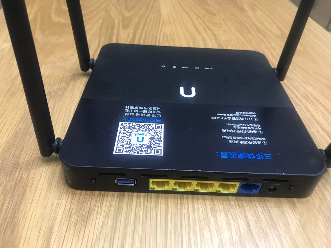 Router new wifi D2 openWRT installed, Computers & Tech, Parts ...