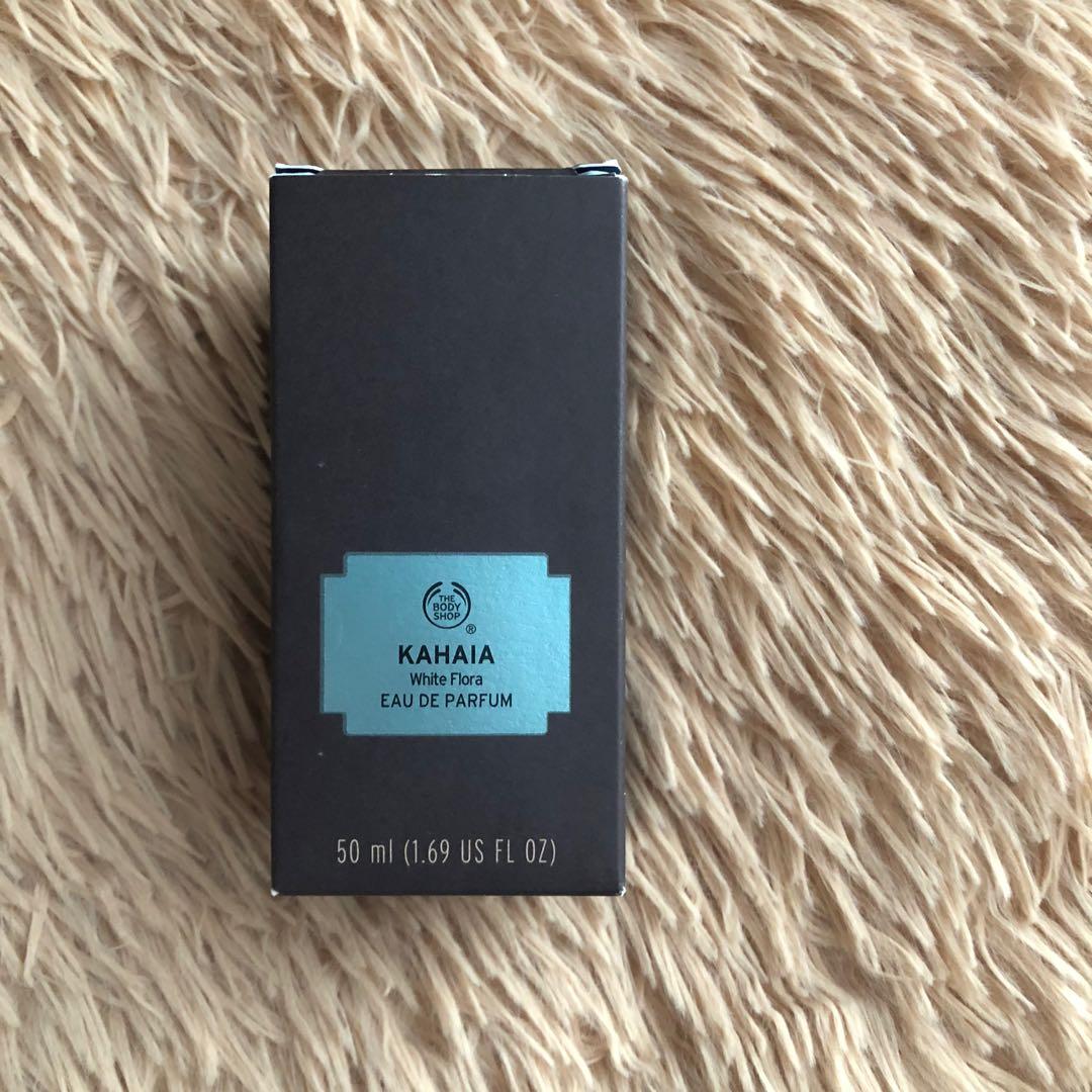 Kahaia on sale white flora