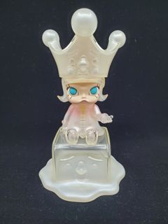 （分類：）位於 。 由 itzboxingday 提交（商品編號 1071082025，圖片 1）。簡介： 。