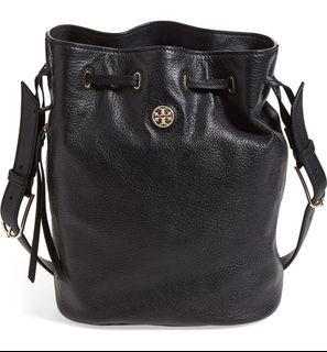TORY BURCH BUCKET SHOULDER BAG