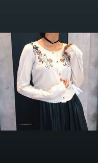(Kategori: ) berada di . Dikirim oleh tkuy_ (ID iklan 1071068026, Gambar 1). Deskripsi: .