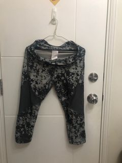 （分類：）位於 。 由 tttto 提交（商品編號 1070905413，圖片 1）。簡介： 。