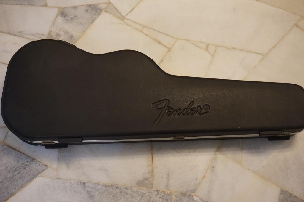 Fender on sale moulded case