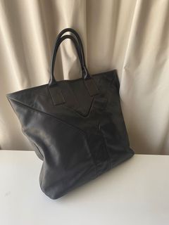 （分類：）位於 。 由 paulilian 提交（商品編號 1070925146，圖片 1）。簡介： 。
