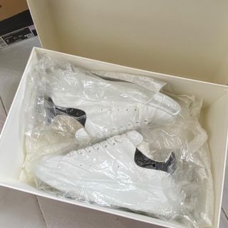 （分類：）位於 。 由 arjell0408 提交（商品編號 1071158757，圖片 1）。簡介： 。