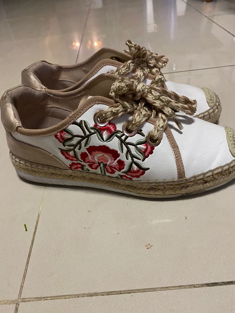 Aldo cheap flower shoes