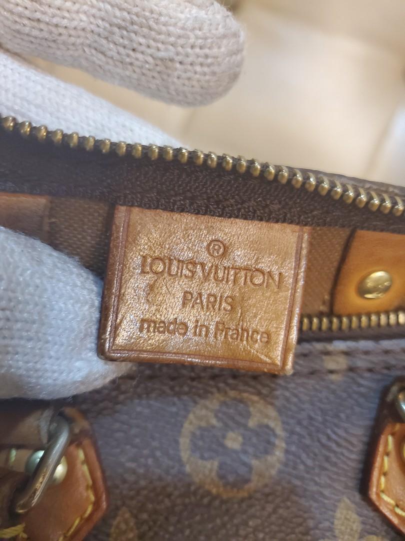 Only 798.00 usd for LOUIS VUITTON Reverse Lambskin LV 3 Pouch