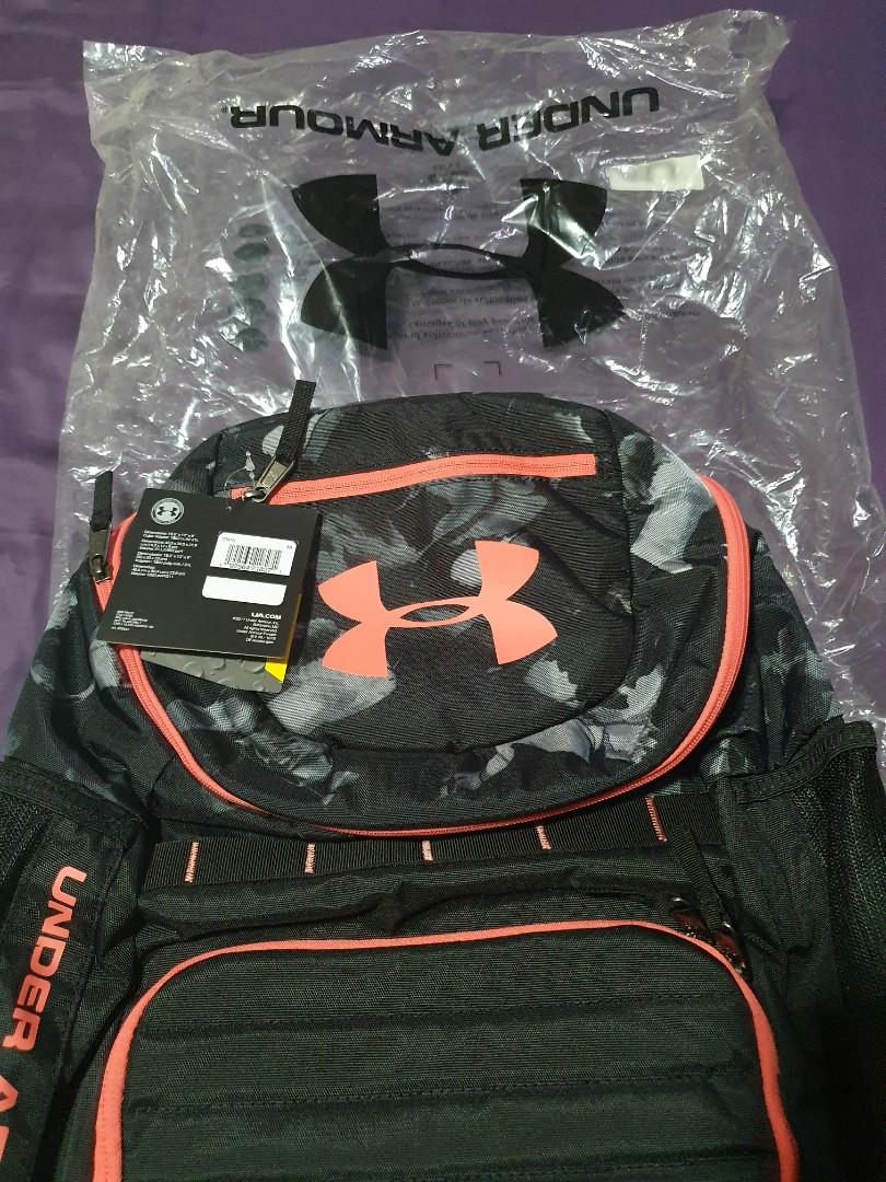 Backpack (Category: Everything Else) located in Singapore. Submitted by emmlew (Listing ID 1071184492, Image 3). Description: .