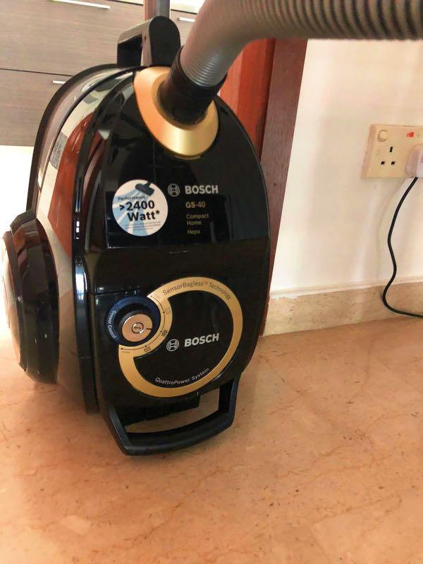 Bosch Bagless Vacuum Cleaner, Electronics, Others on Carousell