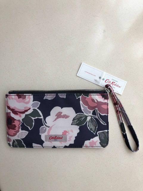 Cath shop kidston wristlet