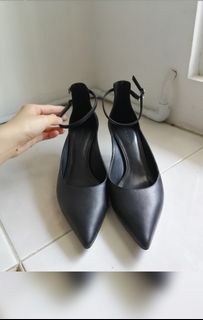 (Category: ) located in . Submitted by lvnpreloved21 (Listing ID 1071162879, Image 1). Description: .