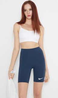 (Category: ) located in . Submitted by opencloset_08 (Listing ID 1071104462, Image 1). Description: .