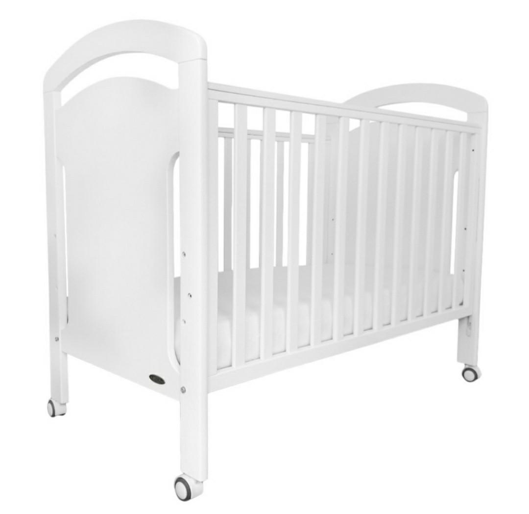 Convertible Baby Cot, Babies & Kids, Baby Nursery & Kids Furniture