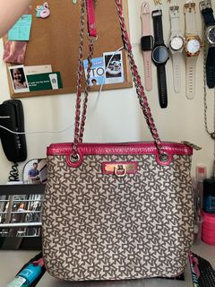 (Category: ) located in . Submitted by monicatism (Listing ID 1071165190, Image 1). Description: .