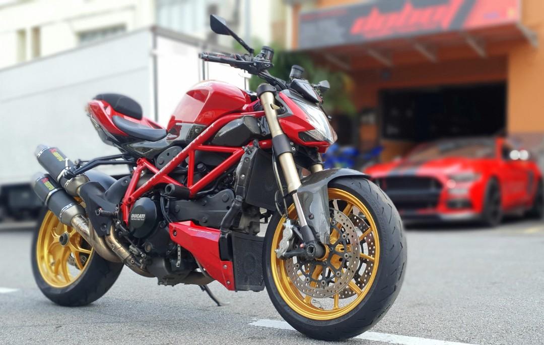 Ducati streetfighter discount 848 akrapovic