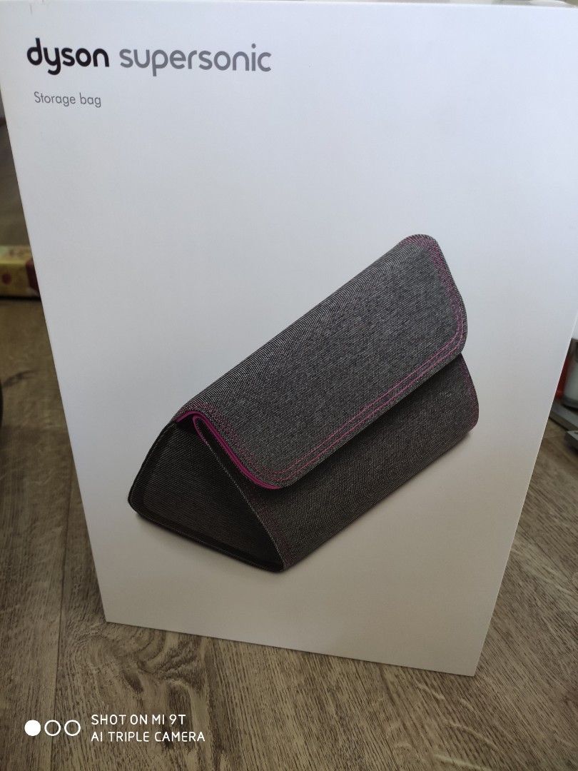 Dyson supersonic storage bag, Women's Fashion, Jewelry & Organisers