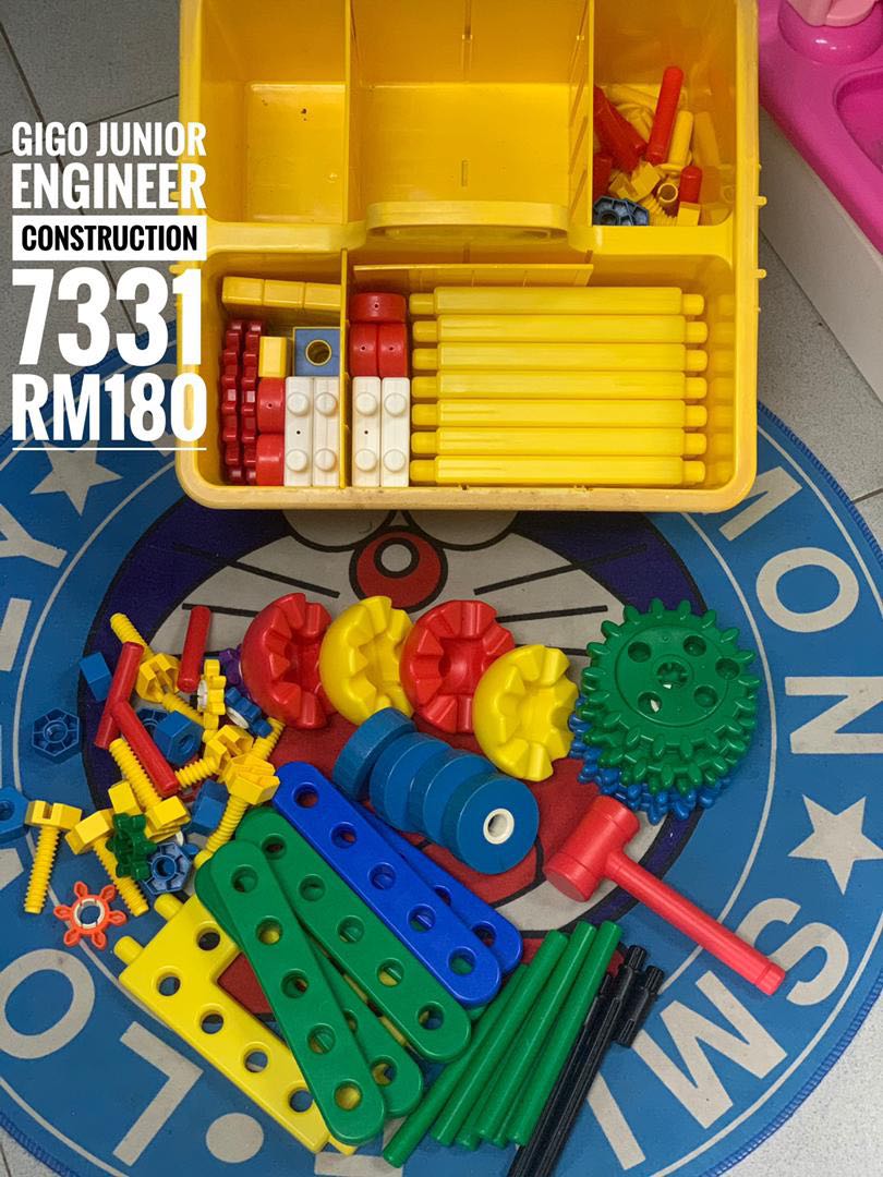 Junior engineer construction set shop