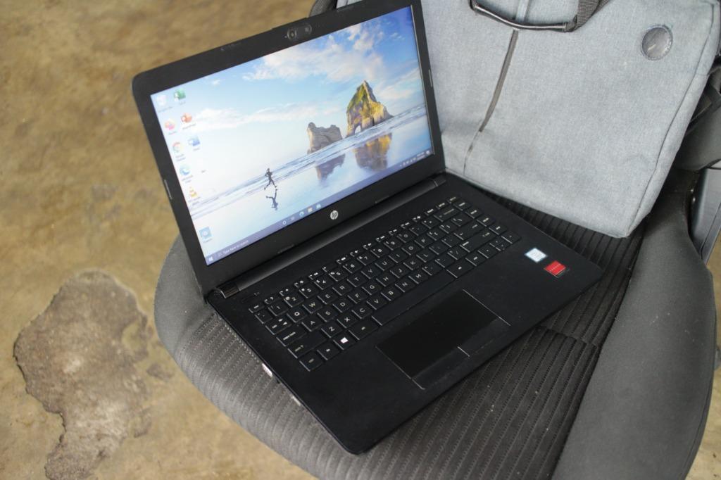 HP Core i5 7th Gen, Radeon M330 graphics, 8gb DDR4, 1TB HDD, 14 inch