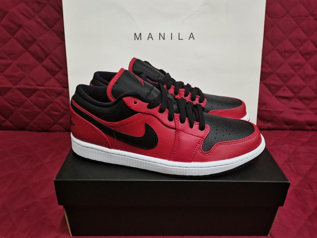 Jordan 1 Low Reverse Pebelled Swoosh 