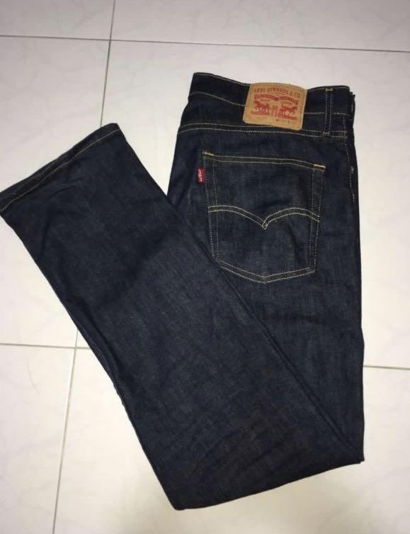 Levi 513 Slim Straight W31 L30, Men's Fashion, Bottoms, Jeans on Carousell