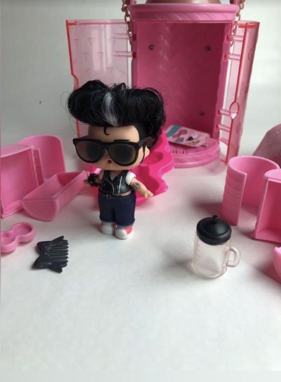 Hairspray ultra on sale hold lol dolls