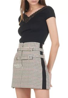 （分類：）位於 。 由 joanneeee0403 提交（商品編號 1071143940，圖片 1）。簡介： 。