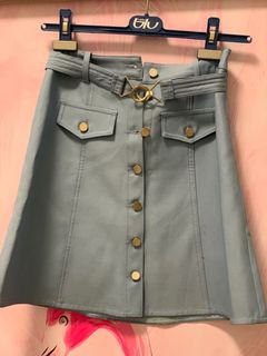 （分類：）位於 。 由 joanneeee0403 提交（商品編號 1071145847，圖片 1）。簡介： 。