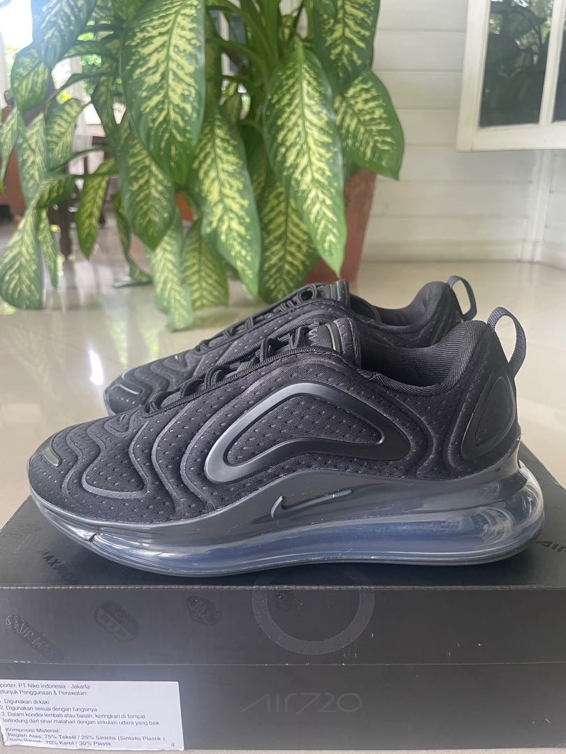 NIKE AIR MAX 720 W Fesyen Wanita Sepatu di Carousell