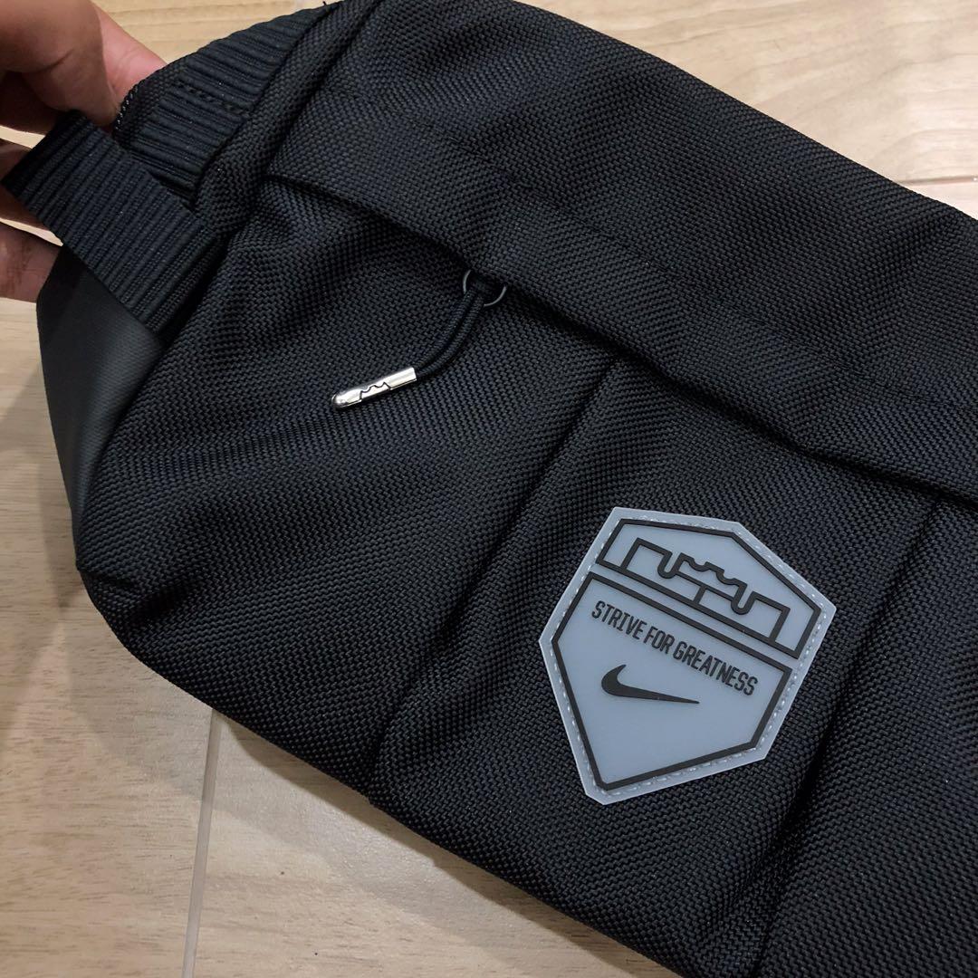 nike travel pouch