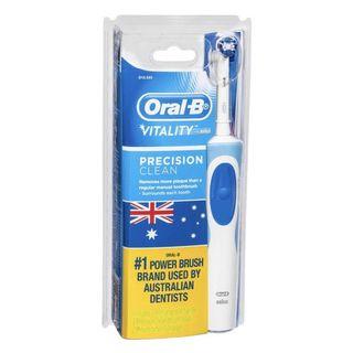 Oral-B Vitality Precision Clean Electric Toothbrush P1575