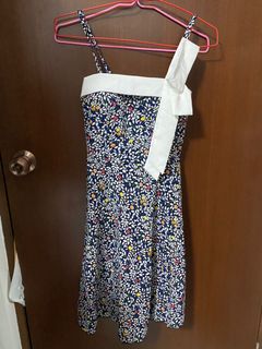 (Category: ) located in . Submitted by shopwithmay (Listing ID 1071127167, Image 1). Description: .