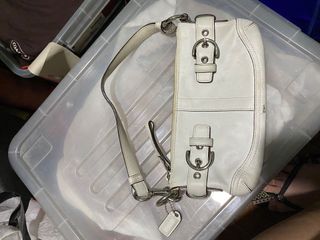 (Category: ) located in . Submitted by dballison (Listing ID 1071155102, Image 1). Description: .