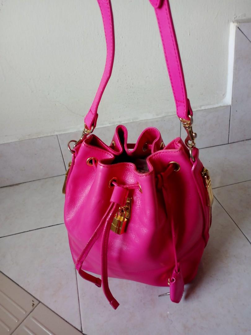Samantha thavasa bucket sling Women s Fashion Bags Wallets