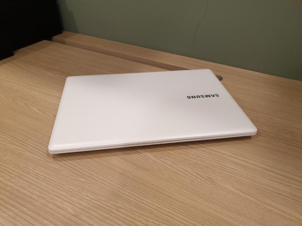 samsung 11 6 laptop 1 2 kg intel