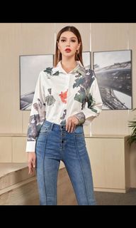(Category: ) located in . Submitted by tirswardrobe (Listing ID 1071144565, Image 1). Description: .