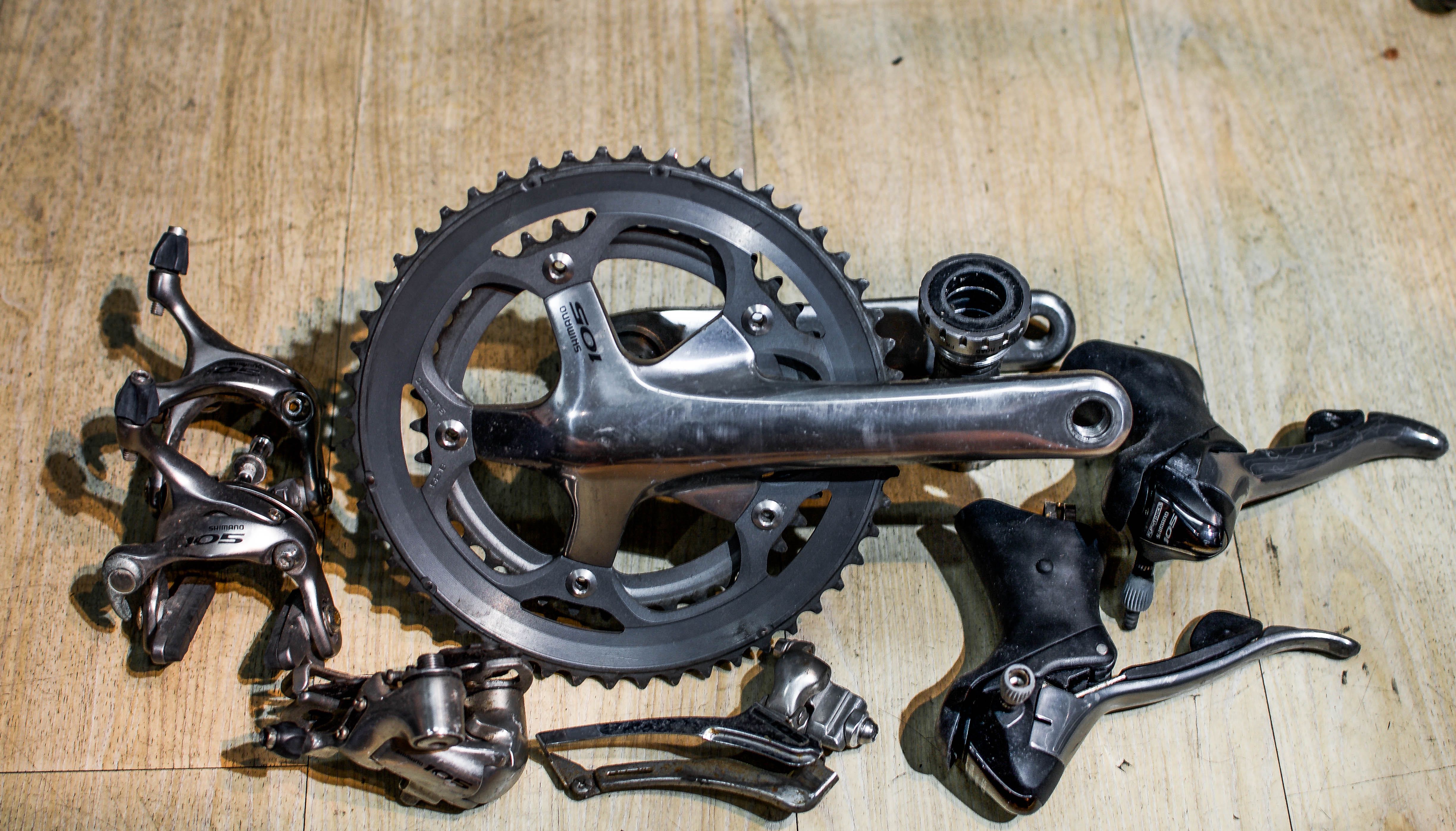 Shimano 105 5600 Groupset, Sports Equipment, Bicycles & Parts ...
