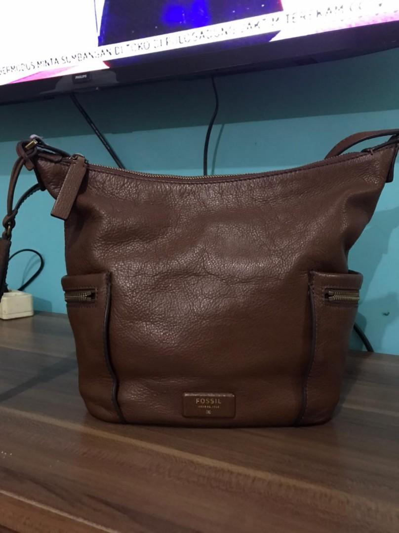 Fossil hotsell emerson hobo