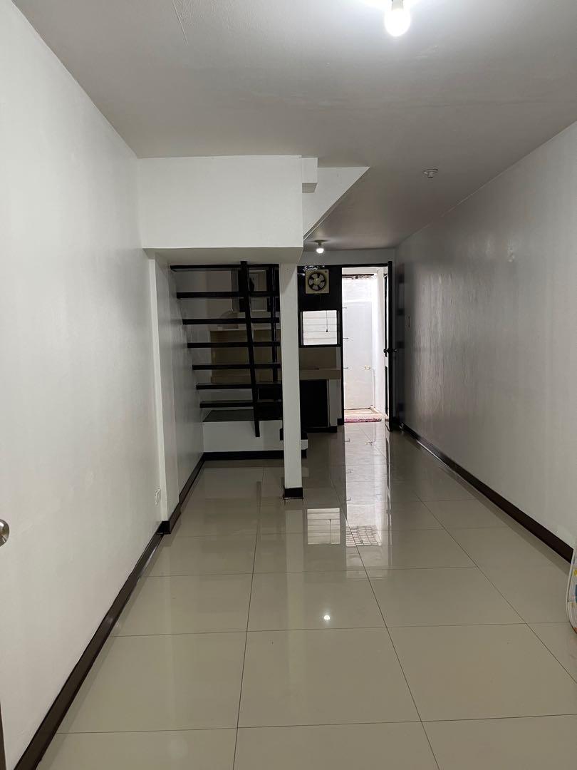 Townhouse For Rent Ma Cristina St Sampaloc Manila Property Rentals Apartments Condos On Carousell