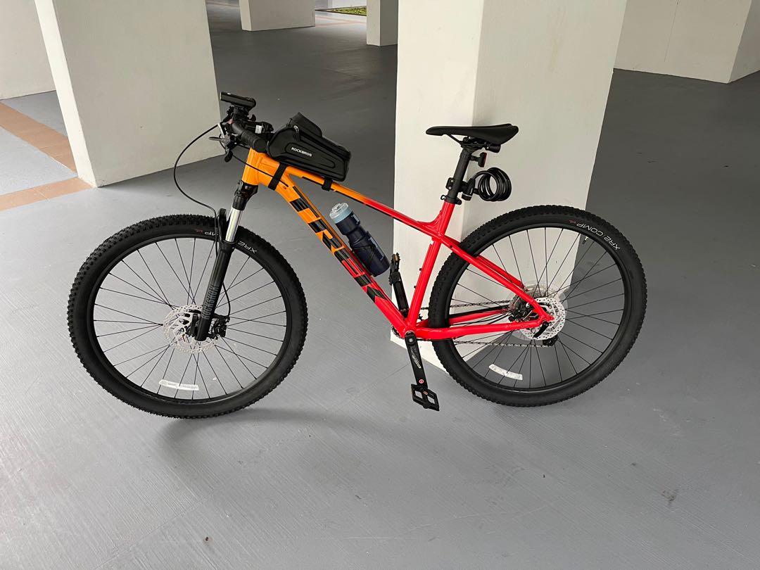 Trek marlin 7 discount orange and red