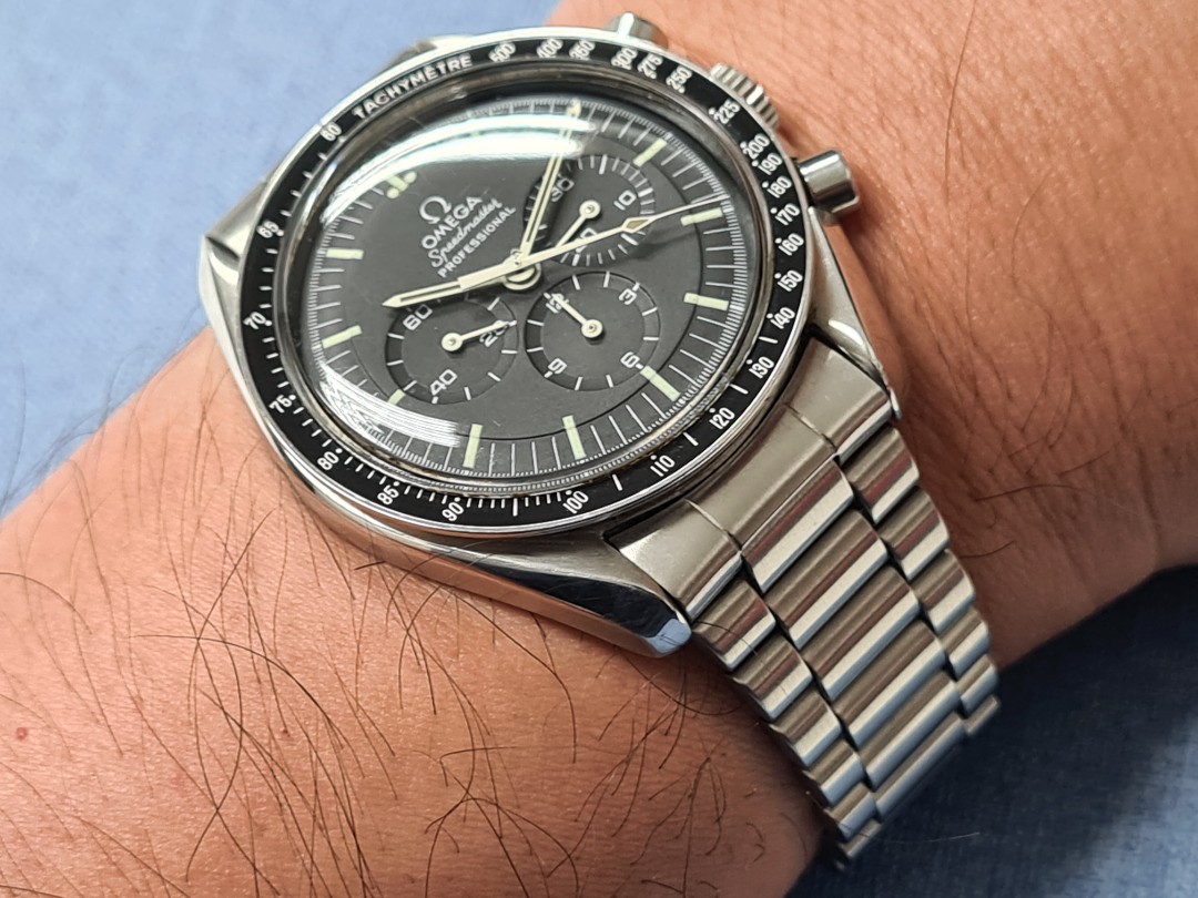 Omega speedmaster store step dial