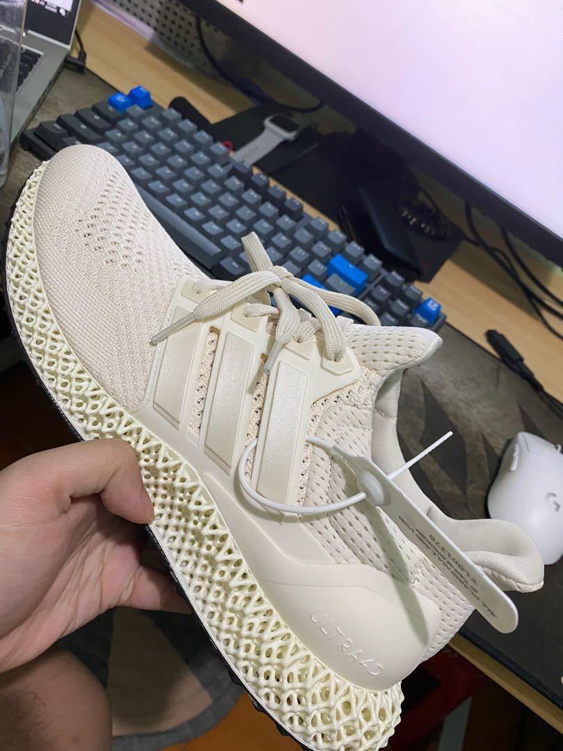 ULTRA 4D CHALK WHITE US 11, Men's Fashion, Footwear, Sneakers on Carousell