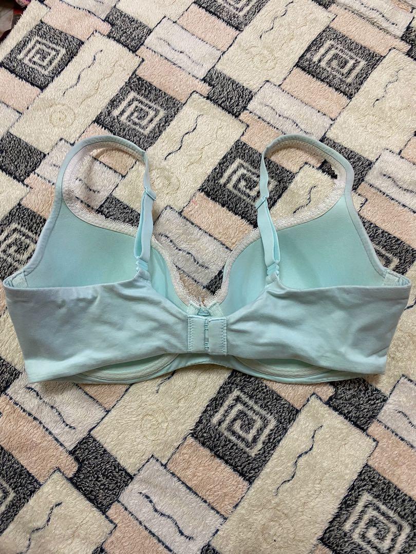 Victoria secret bra 34D/36C, Women's Fashion, Tops, Sleeveless on Carousell