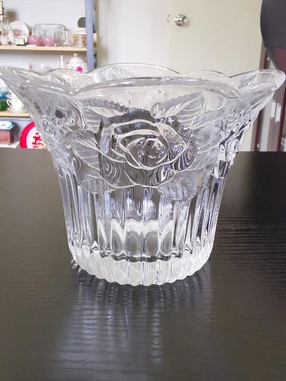 Vintage Floral Design Pressed Glass Candy Dish Scalloped Vintage Collectibles Vintage Collectibles On Carousell