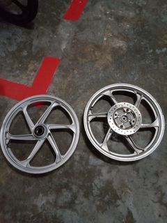 (Category: ) located in . Submitted by santaii__ (Listing ID 1071287104, Image 1). Description: .