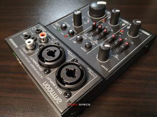 ammoon AGM02 Mini 2-Channel Sound Card Mixing Console Digital Audio Mixer 2-band EQ Built-in 48V Phantom Power