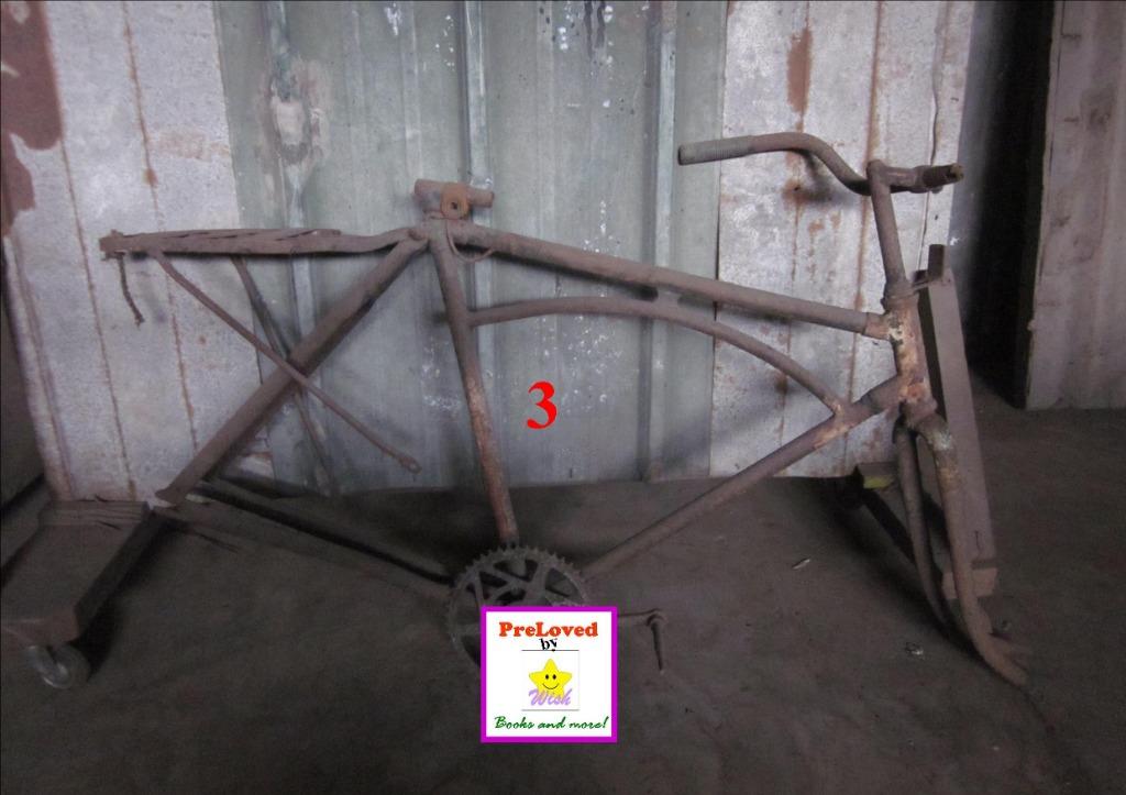 Assorted Old/Vintage Bike Frames , Sports Equipment, Bicycles & Parts